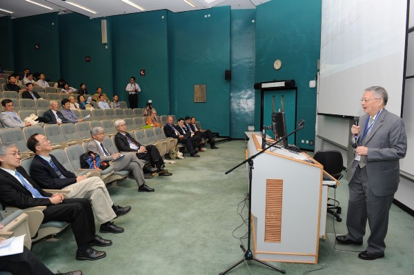 EAWPMC-20131102-203.jpg