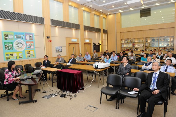 EAWPMC-20131102-215.jpg