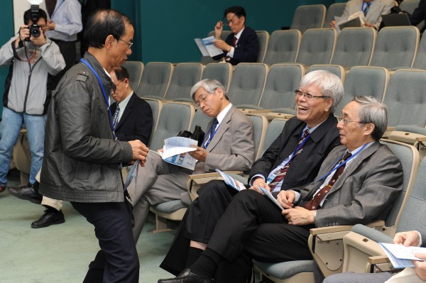 EAWPMC-20131102-106.jpg
