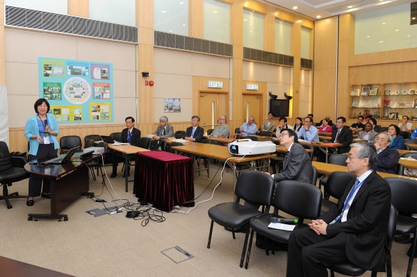 EAWPMC-20131102-226.jpg