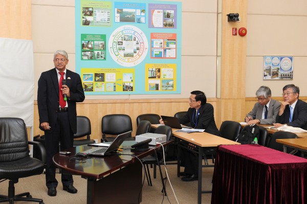 EAWPMC-20131102-229.jpg